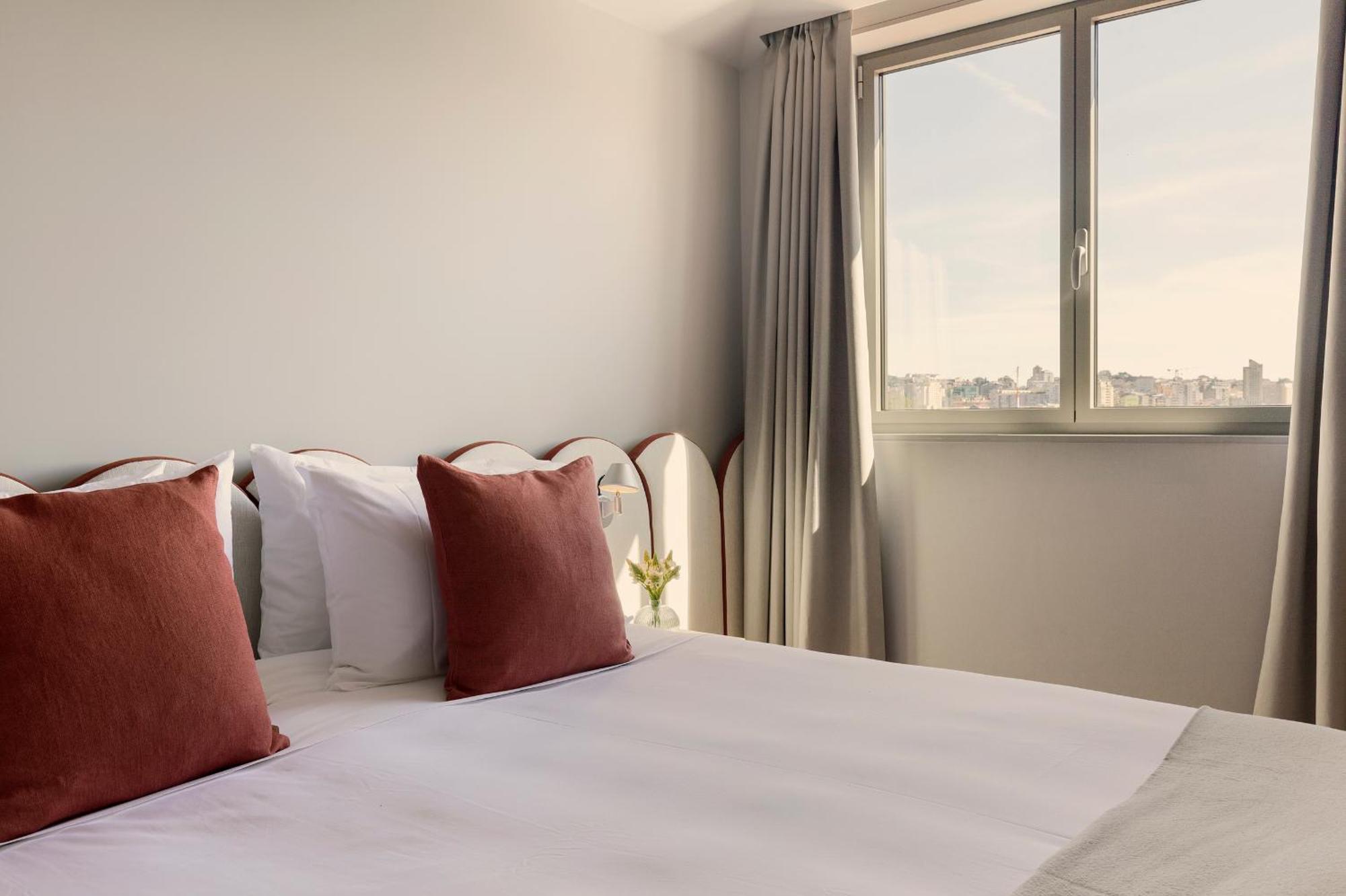 Vandoma Living Suites Порто Екстериор снимка