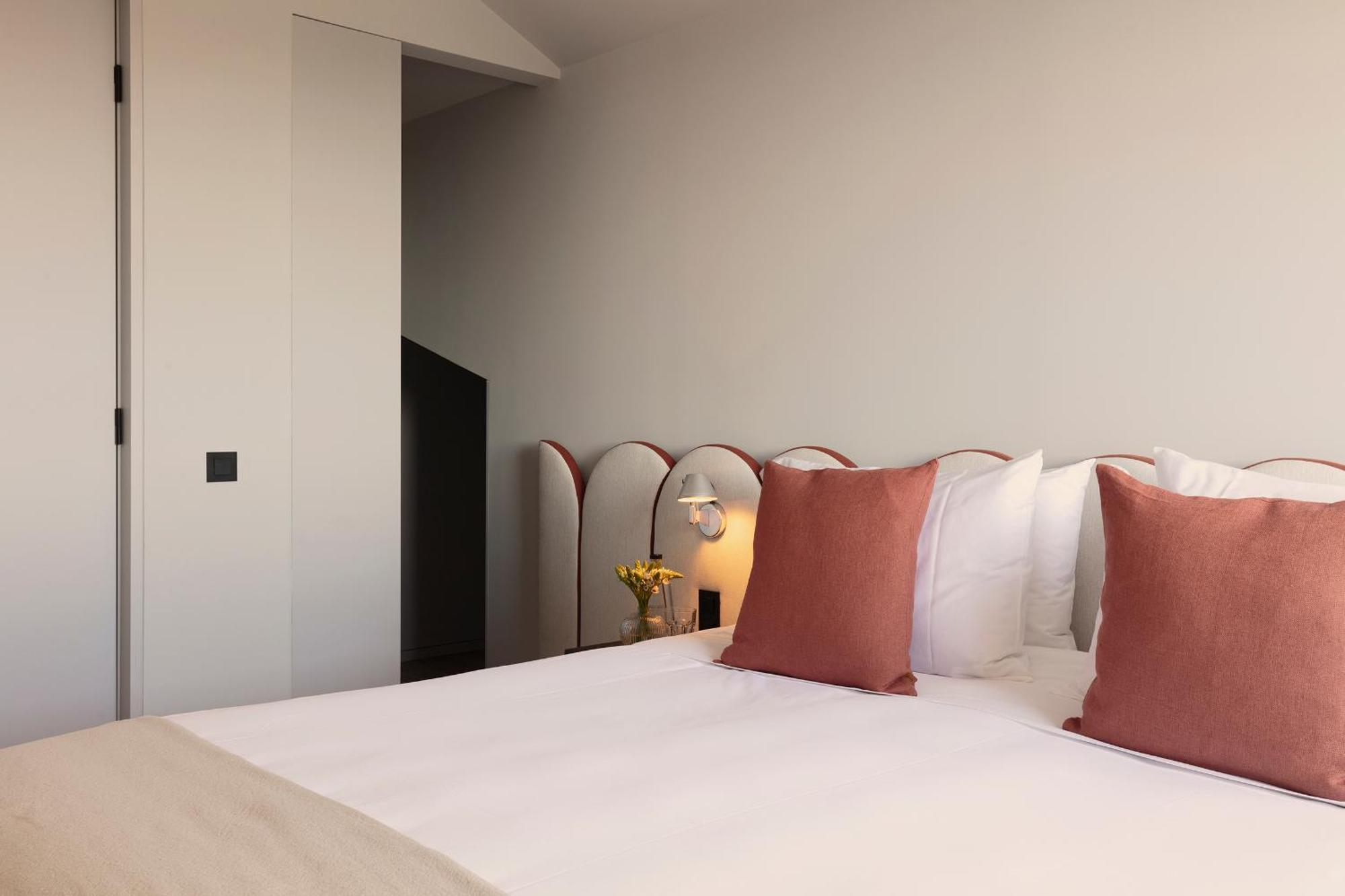 Vandoma Living Suites Порто Екстериор снимка