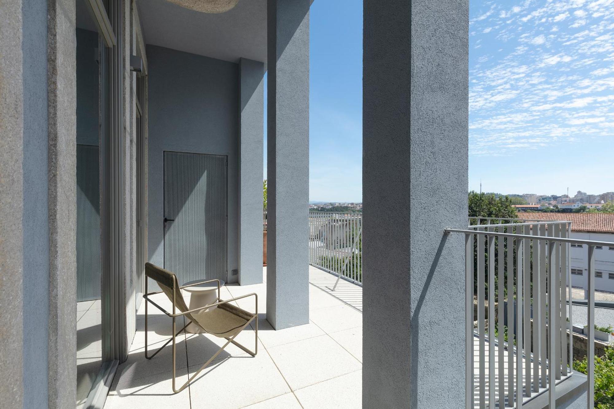 Vandoma Living Suites Порто Екстериор снимка