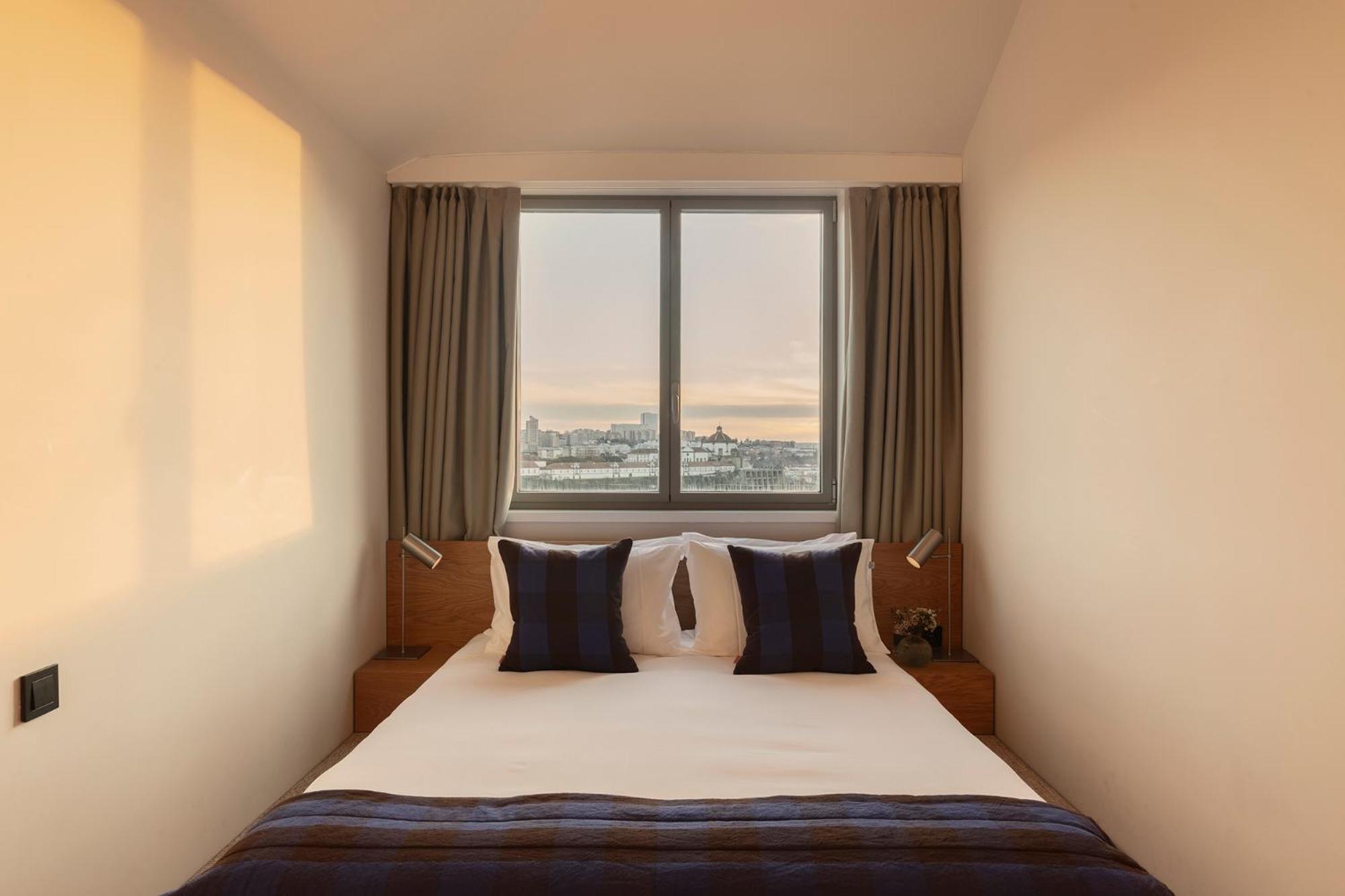 Vandoma Living Suites Порто Екстериор снимка